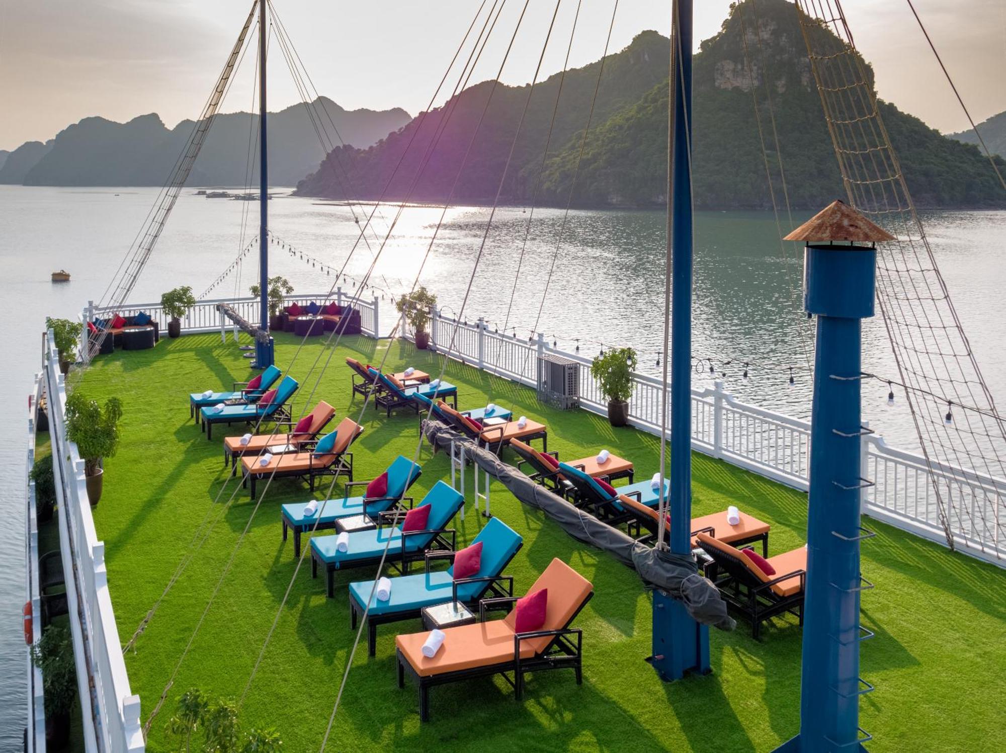 Hanoi Win Hotel & Travel Eksteriør billede